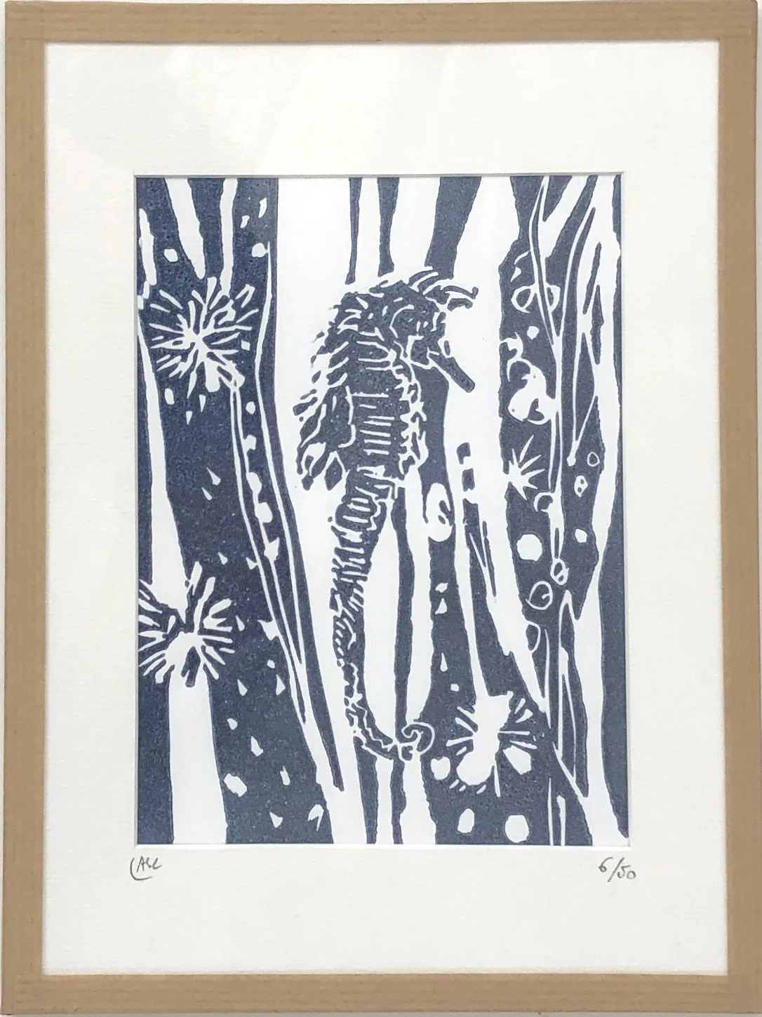 l'hippocampe bleu de Prusse linogravure ASC